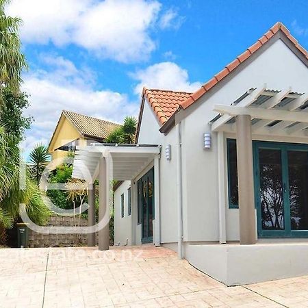 Gulf Harbour Guest House Apartment Auckland Exterior photo